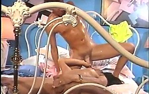 Vintage tgirl knows all secrets of sexual satisfaction