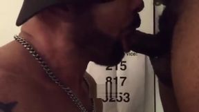 Philly Muscle Fed 2Nuts By Young Black Bear