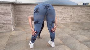 I Fuck a Nice Dick While Working Out and Tear My Leggings