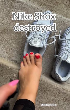 Nike Shox destroyed