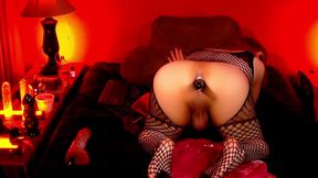 big ass tranny with a lovense domi up her ass