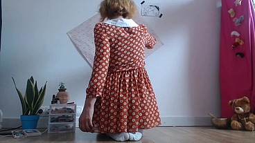 Dress without undies and cuming