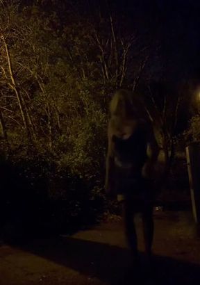 CD night time outdoor flashing