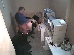 Real security guy fucks on the security cam