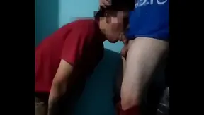 Deep-Throating the Carpenters Massive Hard-on in Gritty Amateur Oral Sex – 18+