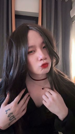 The Super Beautiful Ladyboy Ejaculates Three Times From the Milk in the Cup