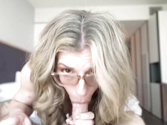 Stepmom is Pregnant in Paradise