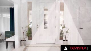 DEVILS FILM - Perfect Leana Lovings’ Teen Pussy Pounded By Stepcousin