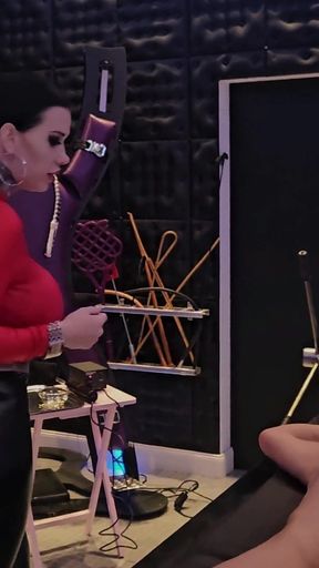 Miss Alessa Milano No Mercy on the Rack