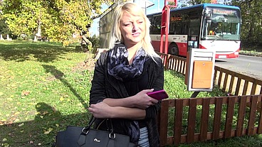 Sexy blonde Katy Rose waiting for bus but she gets unexpected proposal. She agree so lets to watch how Kate Rose fuck