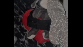 اجي لمك المدلول بوس رجيلات لالاك  my feet