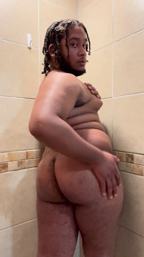 NymphoRogue Cums In Shower