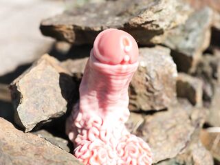 Rockman is the girthy Dwarf sex tool u&#039;ve been looking for (Review!)