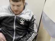 Aasssox wank in shopping centre toilets