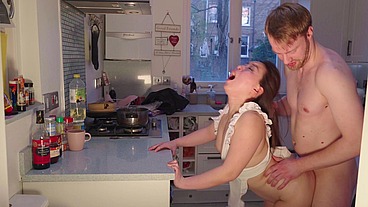 Kitchen creampie for chinese babe