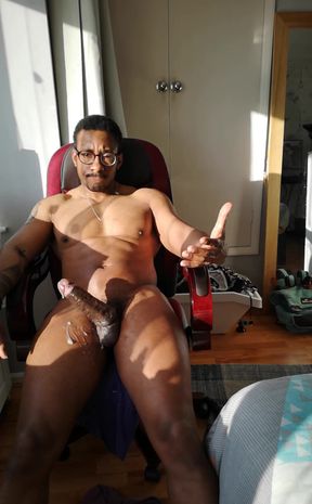 Trying Not to Cum!!