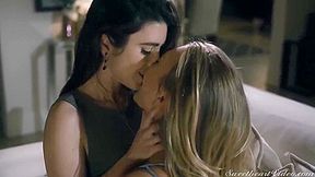 Two Sexy Darling Serena And Adira Comforts - Serena Blair