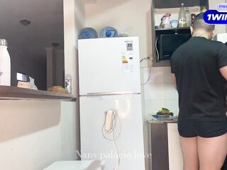 Le como el culo para sacarle el estres ft Nany palacio love