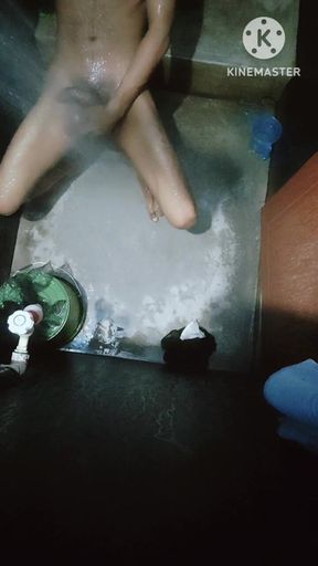 My Stepsister See Me During Naked Bathing. She Just Look My Huge Cock and She Got Afraid.