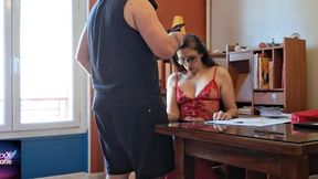 video numero 8 l a patronne se fait baiser ,travail plus sexe sur le bureau...