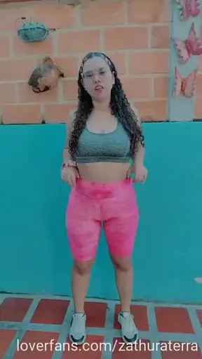 Les gustaría unos vídeos con ropa de gym ?