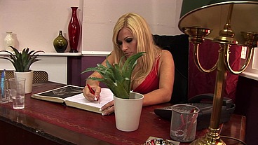 Michelle Thorne And Jemstone Take Turns Strapping A Dick On And Fucking!