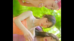 loona is free