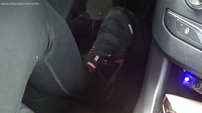Pedal pumping action with Nike on your feet
