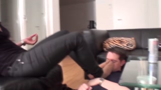 Young Mistress Feet Smelling