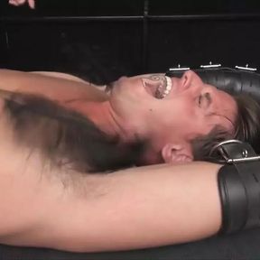 Gay Guy Tickles the Hell Out of Him! 100% Gay Tickle Fetish