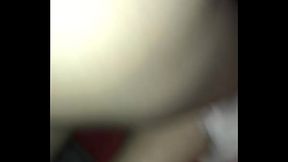 Comendo o cu da coroa puta