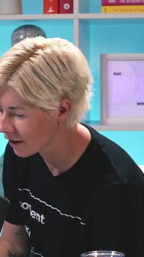 Lilly Bell Exhibitionism, Sexting, & Empowerment | the Adult Time Podcast