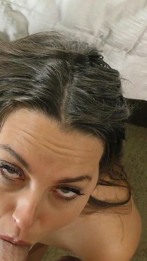 Brunette Nolina Nyx Gives Her Sugar Stepdaddy Some Head