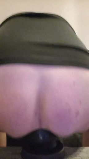 extreme anal training with the Grip115 and gas mask   Clip 1