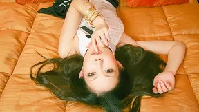 Yui Komine'the Naughty Nymphet in Bed