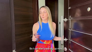 Best Friend's Hot Stepmom Gets Creampied