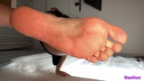 Alexia Stomps You - HD MP4