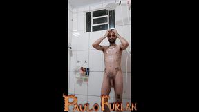 batendo uma no banho