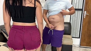 Bailando con mi Madrastra perreo para Frotarle mi Polla por su Culo cuando su marido no esta en casa