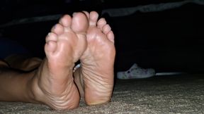 My girlfriends&#039; cute little feet after an oily foot rub