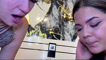 Depois do rol&ecirc_ fodemos muito justo at&eacute_ gozar tudoq