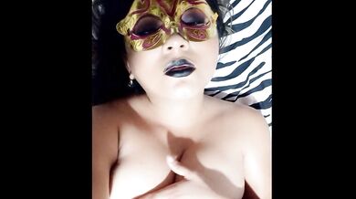 Batman's beautiful stepdaughter asks for sex in Gotham City, amazing...