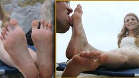 Pulizia piedi sporchi femdom | Principessa Sophie | DIRTY SOLES TOES LICKING HUMILIATION FEMDOM SPREAD WIGGLE TOES