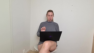Tgirl Doctor Solves Your Taste Bud Issues With Her Cock