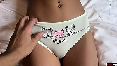 Neighbor, can you fuck me? I'm already 18 years old!