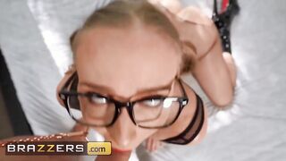 (Scarlet Chase) Gets Her Booty Banged! By Her Boyfriend (Elic