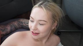Hot wife shares lucky cock in a wild anal session!