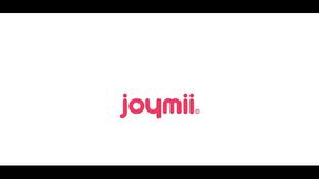 Glamor Miela is playing with love beads