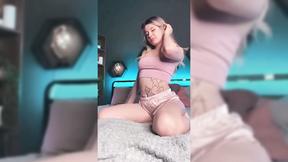 ”#blonde #fitbody #tattoomodel #prettyface”