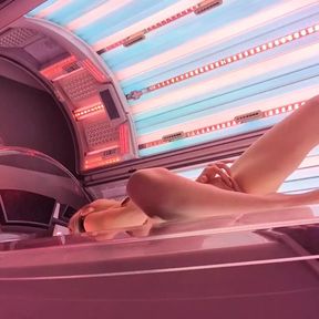 Camera Solarium VOYEUR Hot solo orgasm